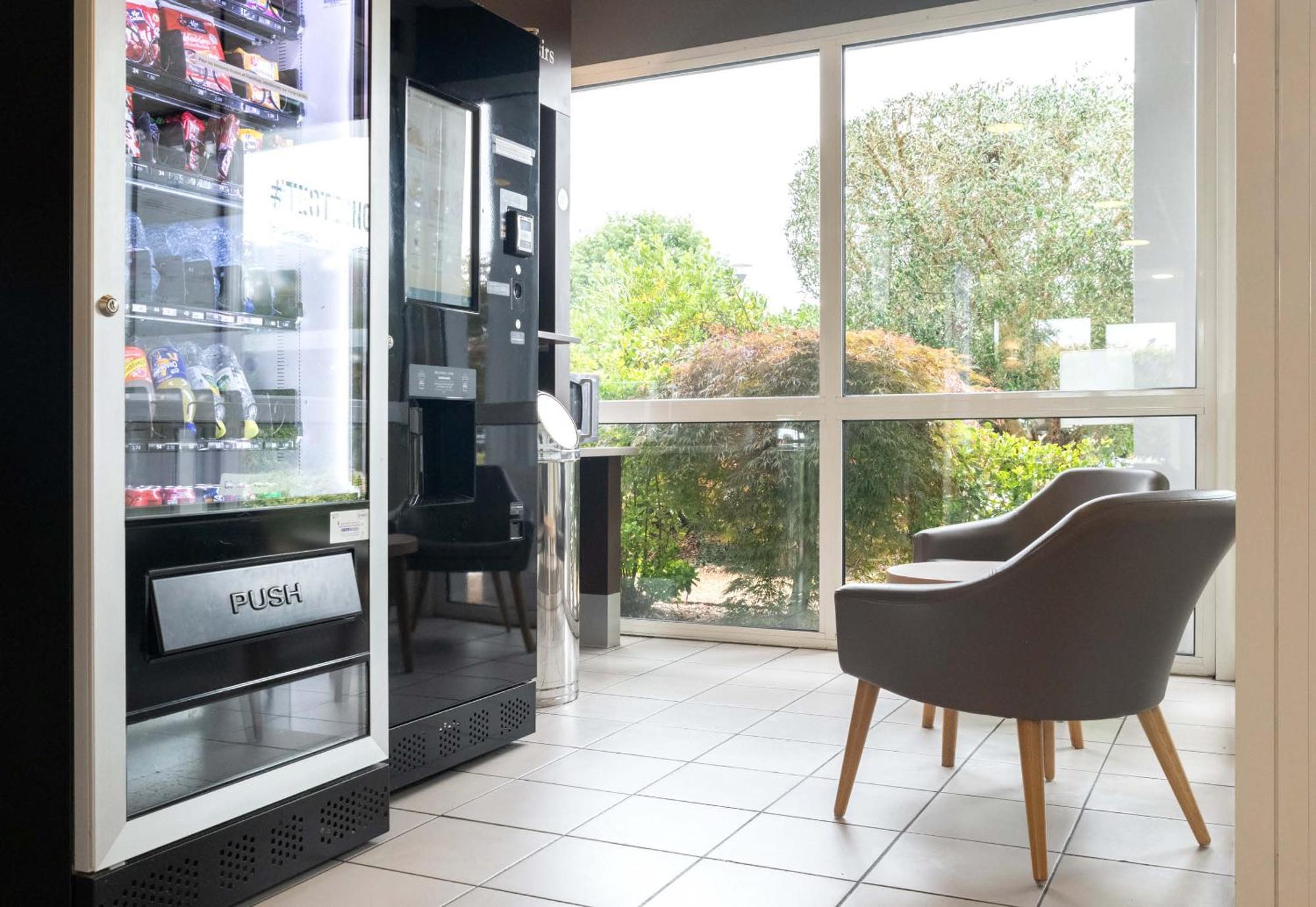 B&B Hotel Évreux Εξωτερικό φωτογραφία