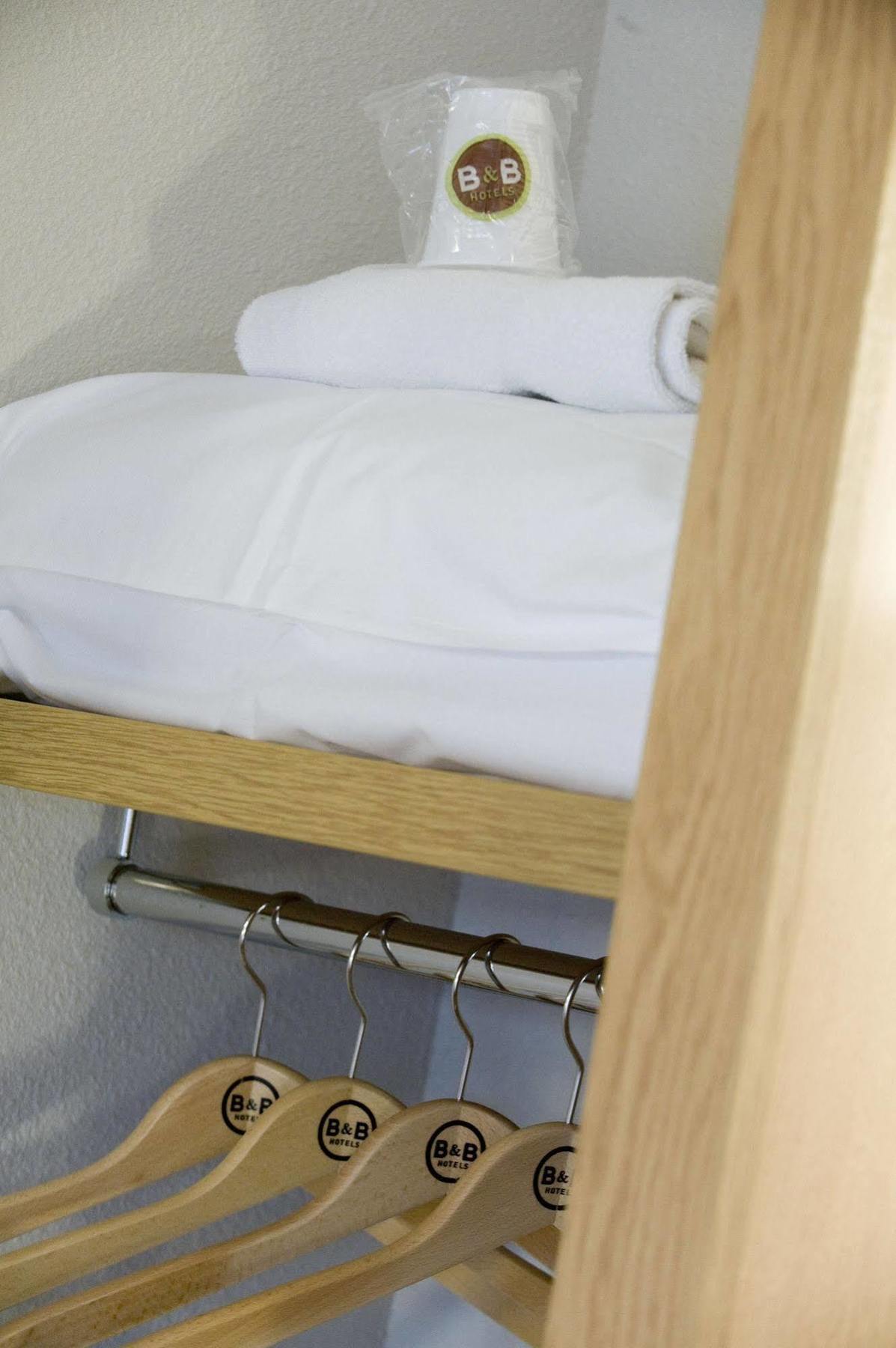 B&B Hotel Évreux Εξωτερικό φωτογραφία